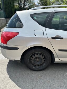 Prodám Peugeot 407 sw na náhradní díly - 9