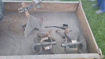 Mountfield traktůrek s vozíkem a příslušenstvím - 9