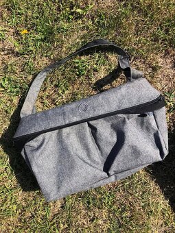 Bugaboo Fox 3 s velkým příslušenstvím - 9