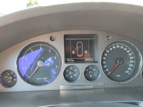 VW Phaeton W12 Long - 9