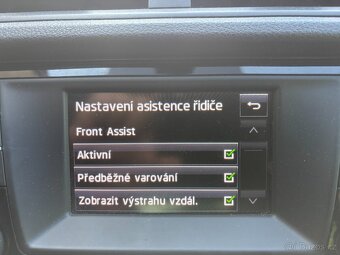 ŠKODA FABIA 1.2TSI,66KW,ELEGANCE,KLIMA,XENONY - 9