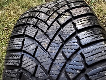 Zimni alu kola skoda scala 195/60 r16 - 9