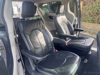 Chrysler Pacifica 3,6 Hybrid Radar Limited DVD 2019 - 9