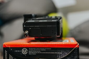 Sony a7RIV - kompletní balení - 9
