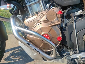 Honda CRF 1100 L Africa Twin - ČR 1. majitel - 9