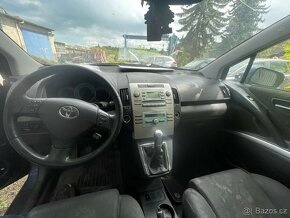 Toyota Corolla Verso 2.0 d4d 85kw - 9