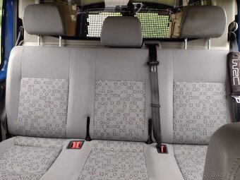 Volkswagen Transporter T5 1.9TDI - 9