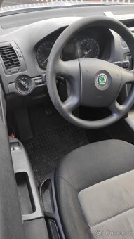 Prodám Škoda Octavia 2 rok výroby 2007 obsah 1.6 benzín - 9