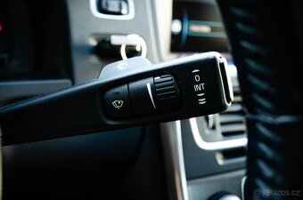 Volvo S60 D3 Momentum Geartronic - 9