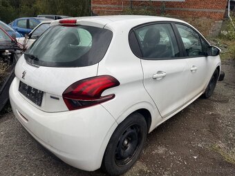 Díly z vozu Peugeot 208 - 9