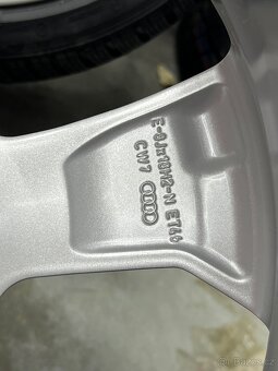 Audi a3, golf, Octavie r18 225/40 nejeté zimní - 9