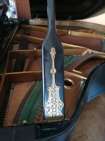 Krátké křídlo s tlumičem - černý lesk - 9