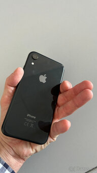 iPhone Xr - 9