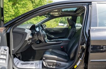 Toyota Avalon XLE Hybrid 2020 - 9
