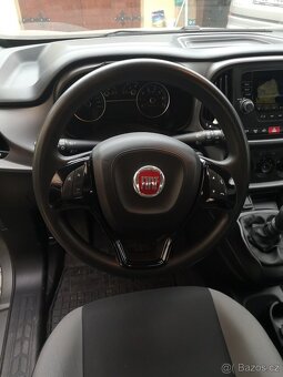 FIAT DOBLO R.V.2016 DIESEL 1.MAJITEL/ČR/5.MÍST/5DVEŘÍ - 9