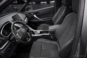 MITSUBISHI ECLIPSE CROSS 2.4 PHEV HYBRID 4x4 2022 - 9