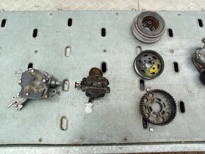 PŘÍSLUŠENSTVÍ MOTORU - VW / SEAT 1.9TDi - typ AUY - 9