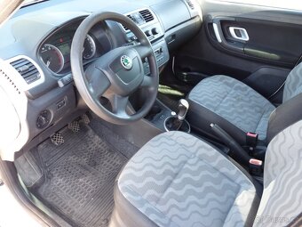 Škoda Fabia 2 kombi 1,2 2009 - 9