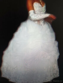 6x SVATEBNÍ ŠATY, 4x BOTY LODIČKY - RŮZNÉ - 9