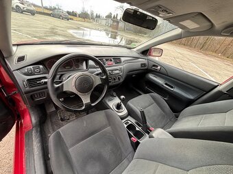 Mitsubishi Lancer Sport Wagon - 9