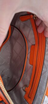 Krásná kožená kabelka Michael Kors - 9