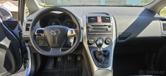 Toyota Auris 1.6 16V 97kw Valvametic DigiKlima 9/2010 EURO5 - 9