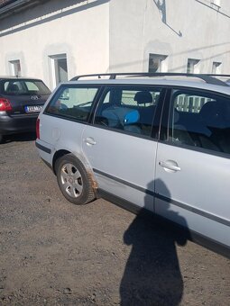 Volkswagen Passat 1.9tdi 66kW - 9