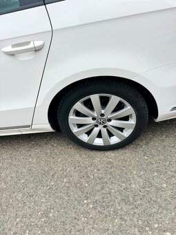 Volkswagen Passat, 2.0TDI 103KW Automat RLine Ojeté, 2014 25 - 9
