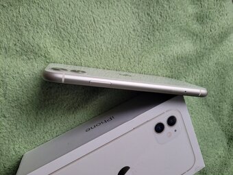 iPhone 11 128gb stav baterie 94% - 9