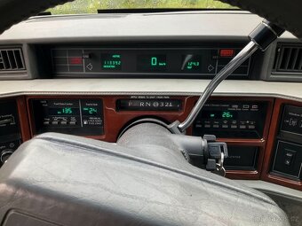 Cadillac De Ville Fleetwood 4,9 L 150kW V8 - 9