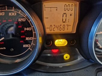Piaggio MP3 400 LT řidičský průkaz B - 9