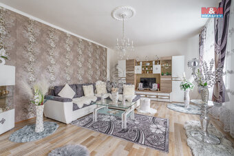 Prodej rodinného domu, 350 m², Postoloprty, ul. Wolkerova - 9