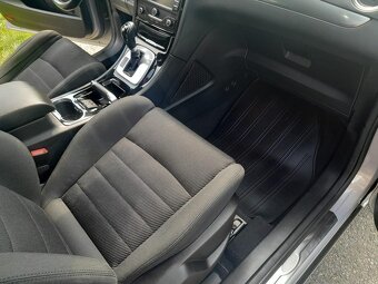 Ford S-max Titánium 2,0 diesel 120kw AUTOMAT - 9