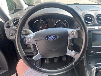 Ford Galaxy - 9