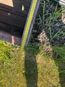 Truhlík dřevěný - 9