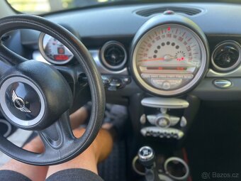 Mini Cooper 1,6d - 9