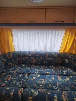 Obytný přívěs karavan - 9