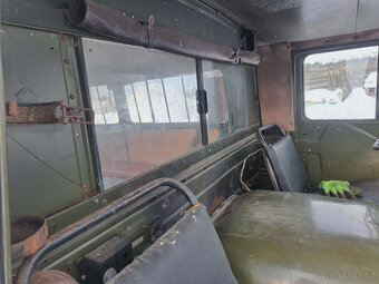 UAZ 452 - 9