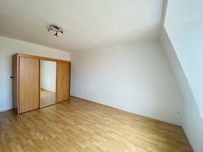 Prodej bytu 3+kk s balkónem v centru Břeclavi, 90 m2 - 9