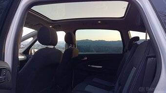 Ford S-MAX 7 míst 2.0 diesel - 9