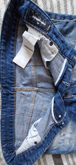 DSQUARED2 (52-36). - 9