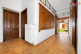 Prodej rodinný dům, 250 m², Chlumčany, ul. Svatopluka Čecha - 9