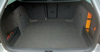Octavia III Combi 1,4 tsi,STYLE,XENON,NAVI. - 9
