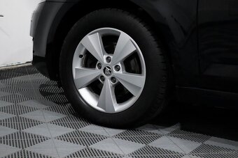 Škoda Octavia 3 Combi 2.0TDI 110kW DSG Style 10/2015 - 9