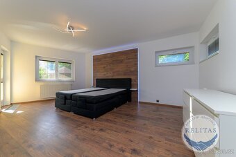 Prodej rodinného domu 207 m², pozemky 1 059 m² - 9