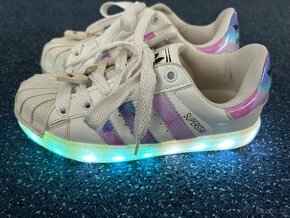 Adidas - 9