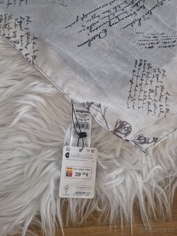 Desigual nový značkový šátek Signature černo bílý - 9