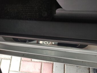 VW Touran 1.6 TDI - 9