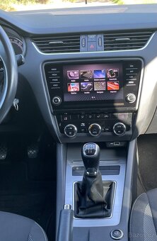 Škoda Octavia kombi, 1,6 TDi , r.v.2020 - 9
