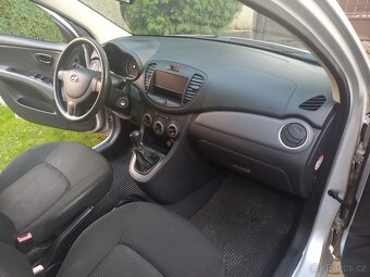 HYUNDAI i10 - 9